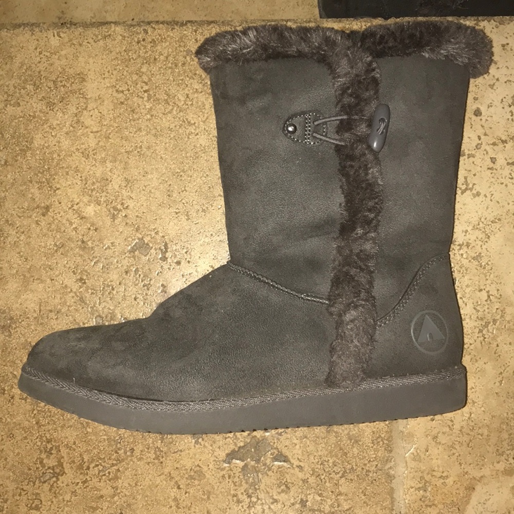 Winter boots